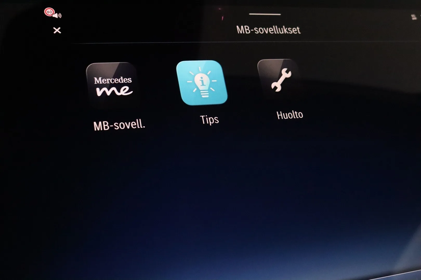 Mercedes-Benz E LTP-664 carousel image