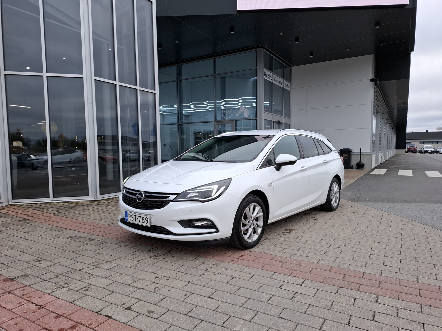 Opel Astra 2017, photo 5/14