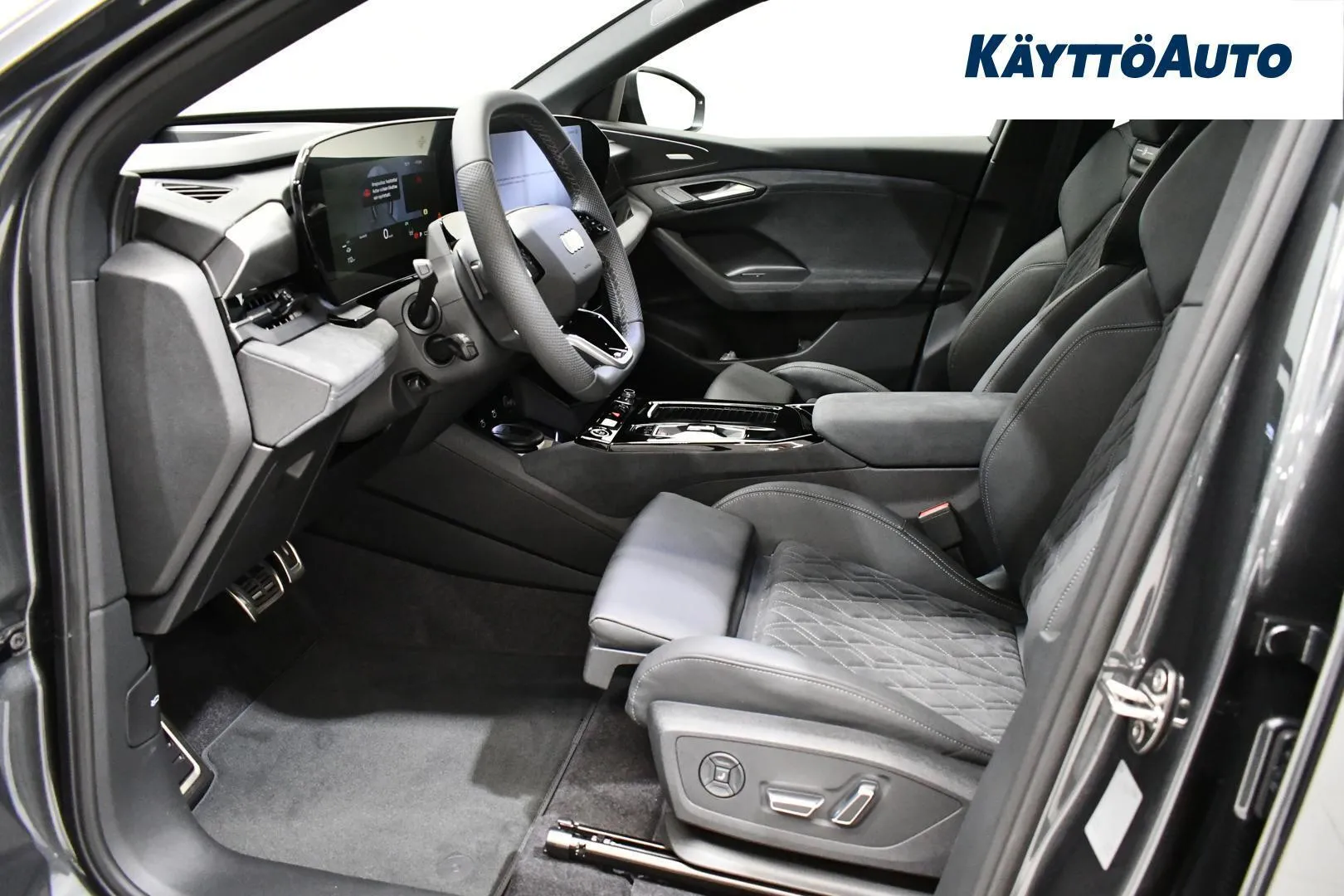 AUDI Q6 E-TRON YNA-703 carousel image
