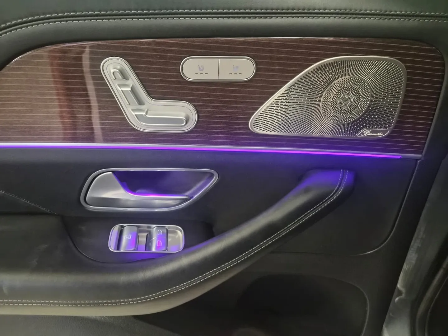Mercedes-Benz GLS MPN-381 carousel image