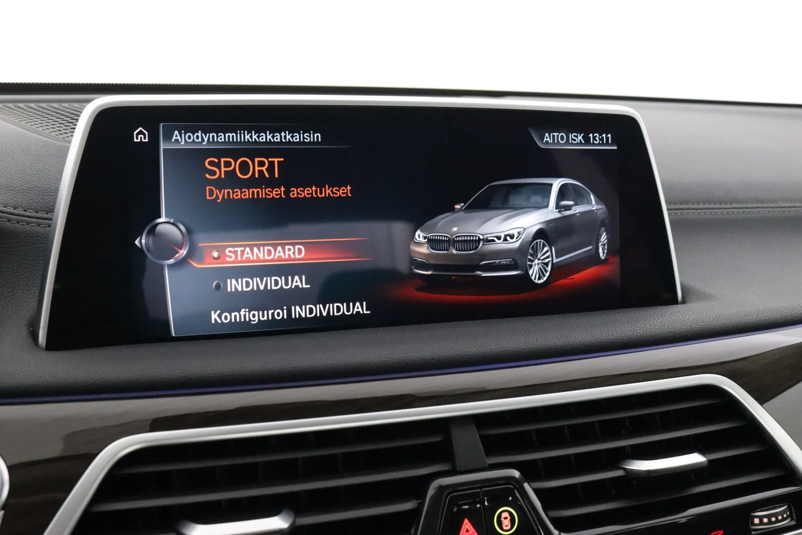 BMW 740 CKK-283 carousel image