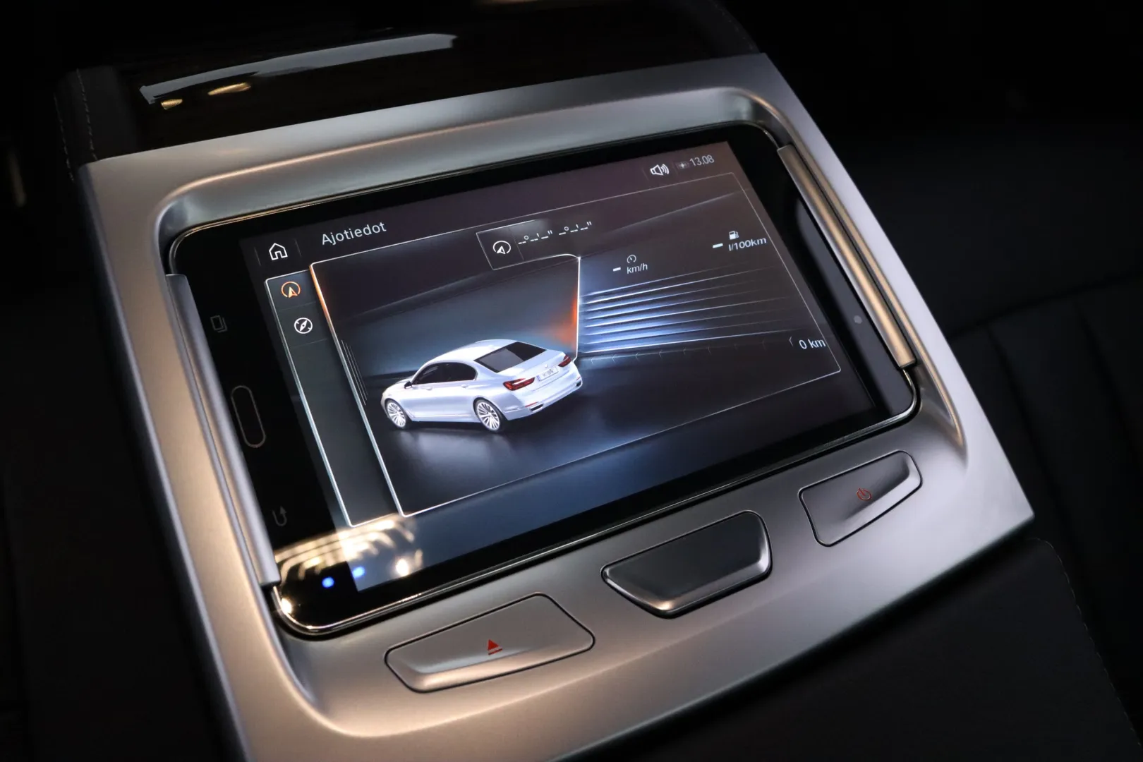 BMW 740 CKK-283 carousel image