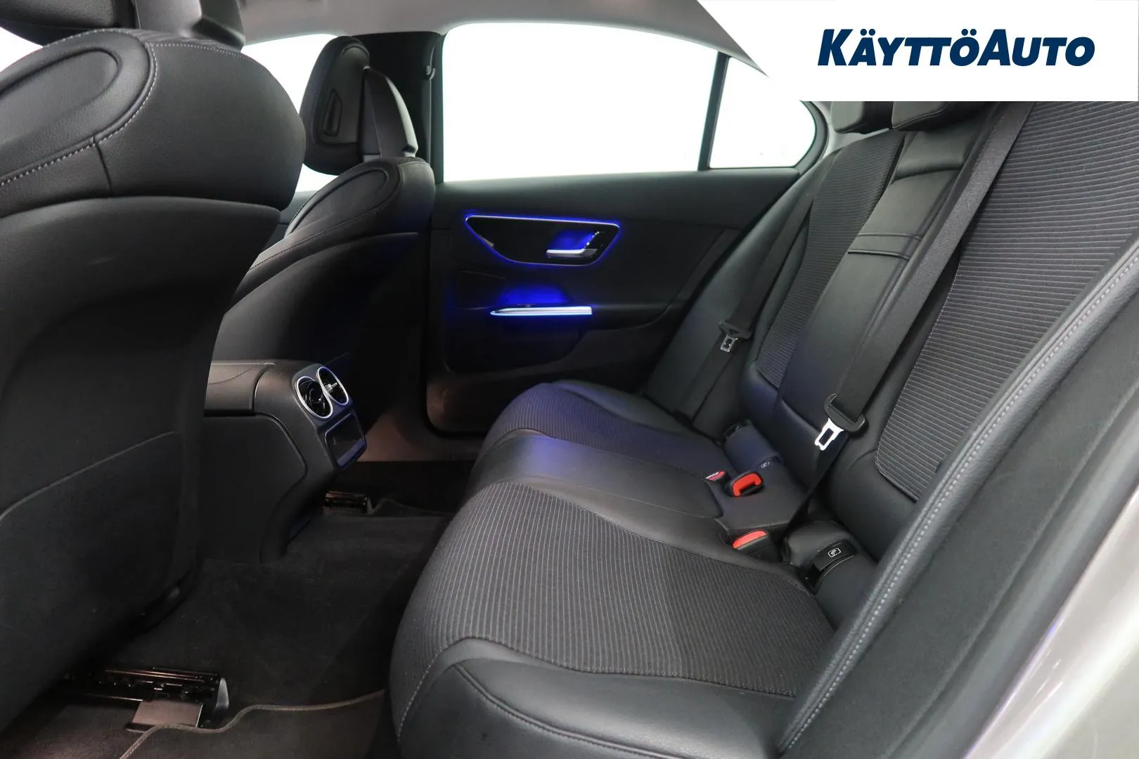 MERCEDES-BENZ C JMI-992 carousel image