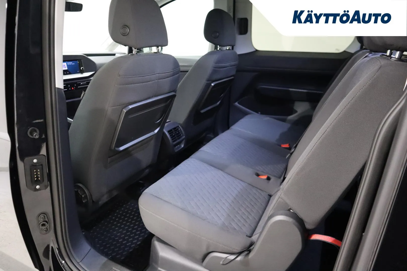 Volkswagen Caddy Maxi CRB-317 carousel image