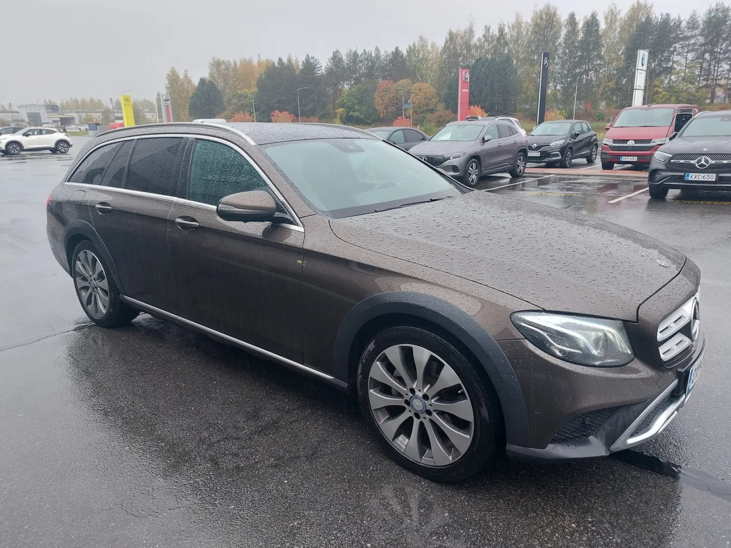 MERCEDES-BENZ E OXV-604 carousel image