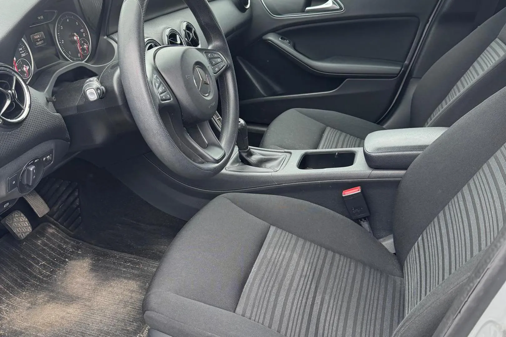 MERCEDES-BENZ A SRA-559 carousel image