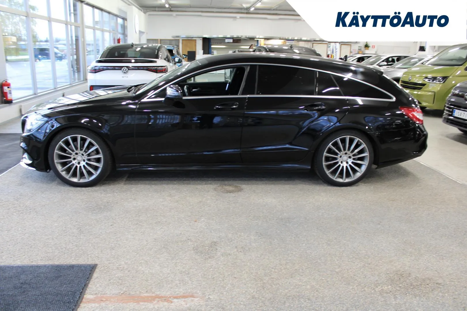 MERCEDES-BENZ CLS IPZ-651 carousel image