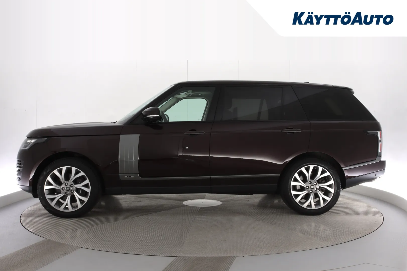 LAND ROVER Range Rover CON-208 carousel image