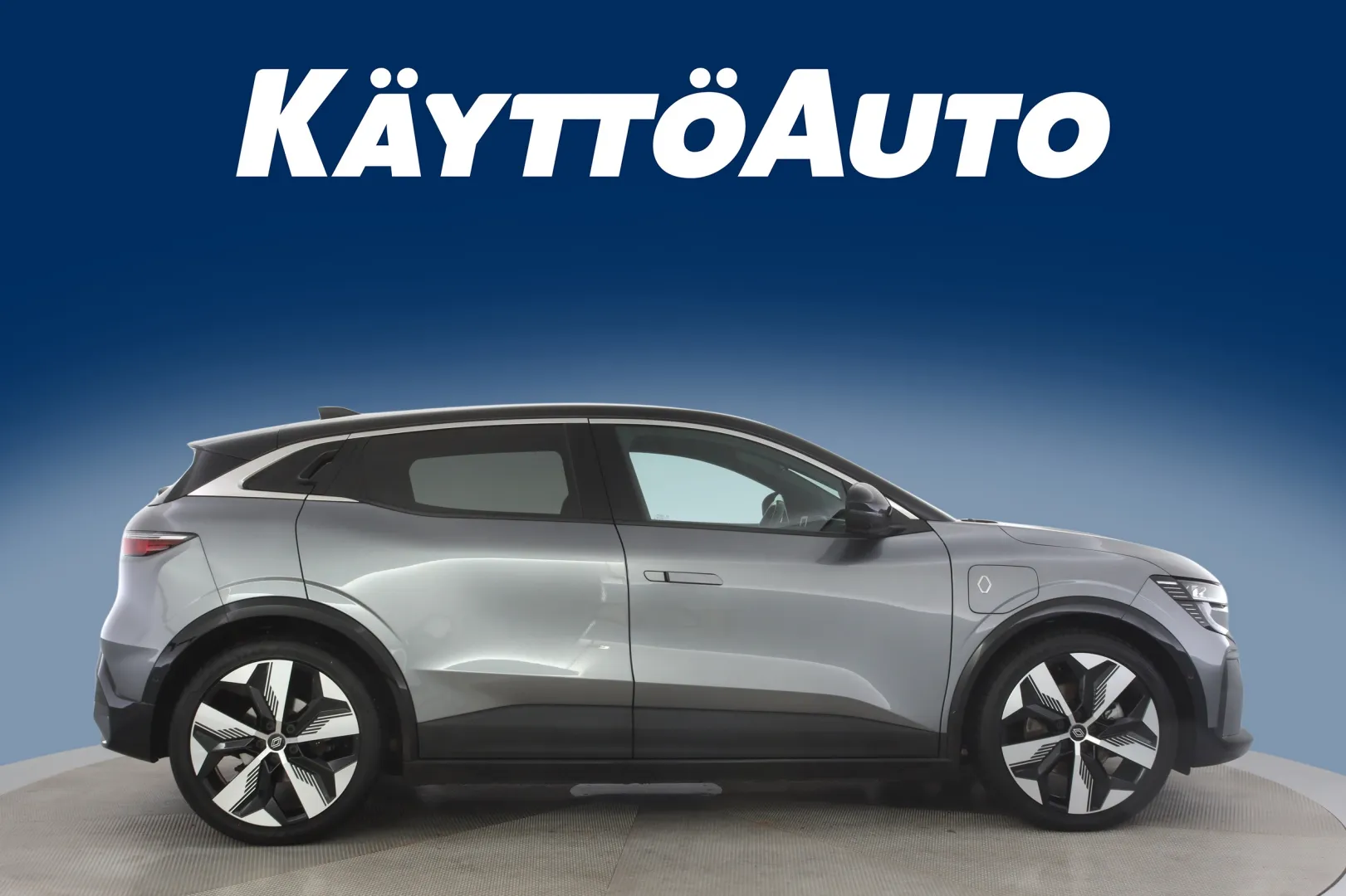 RENAULT Megane YLX-574 carousel image