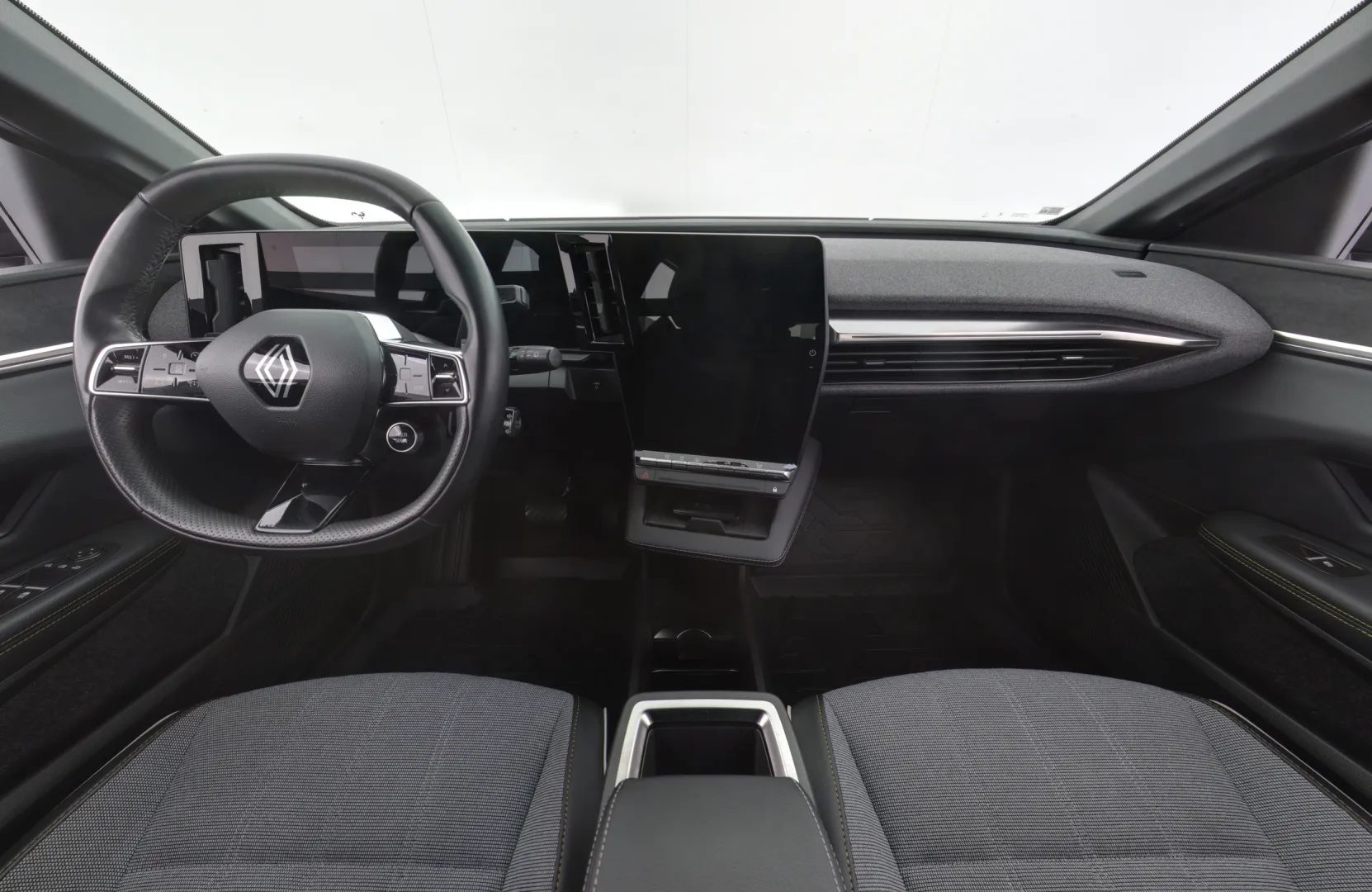 RENAULT Megane YLX-574 carousel image