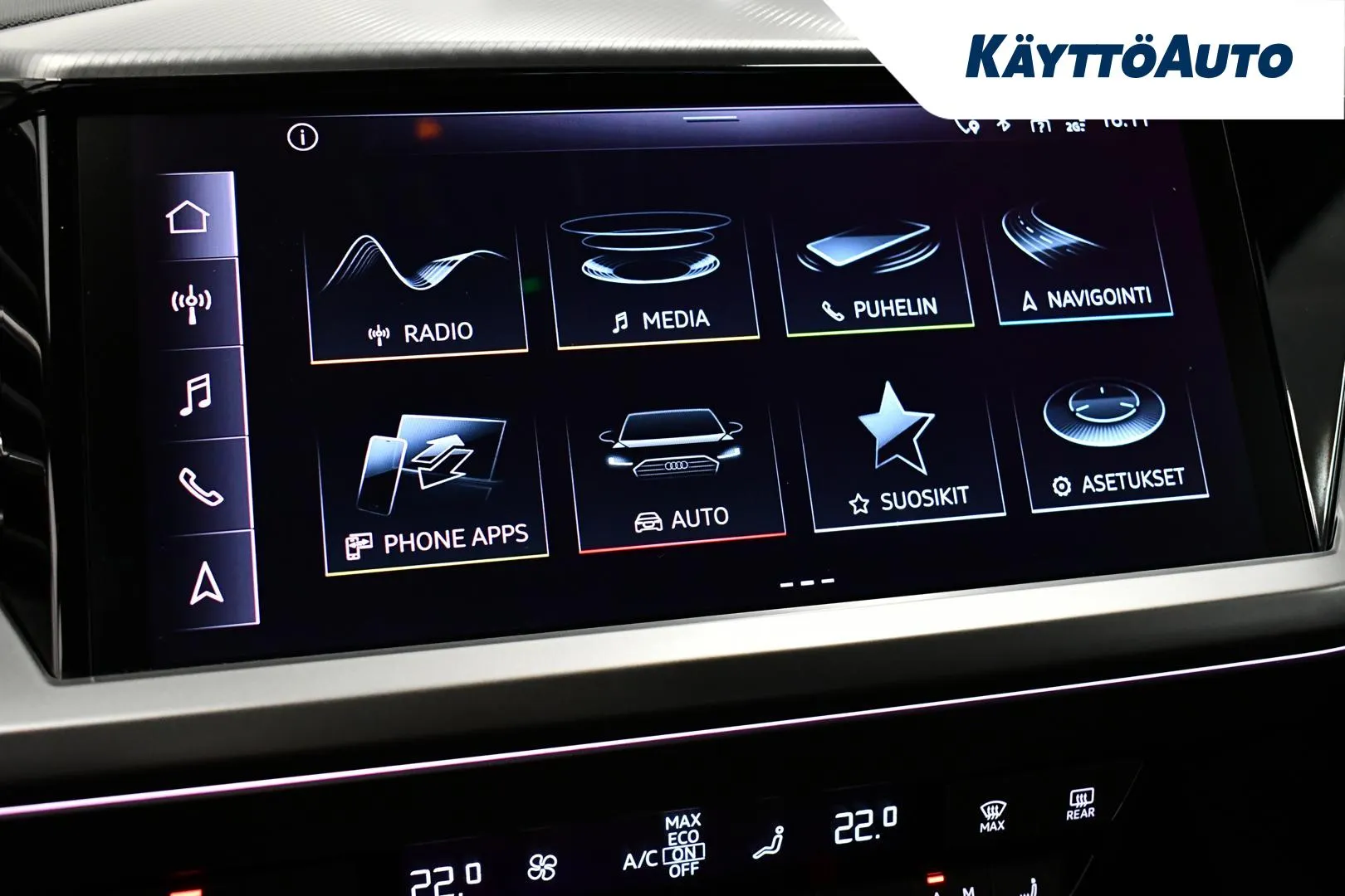 AUDI Q4 e-tron FRM-242 carousel image