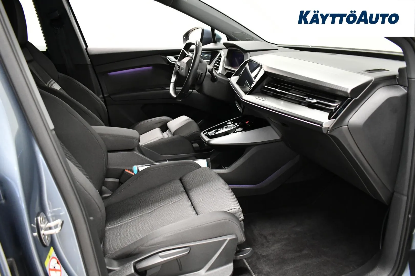 AUDI Q4 e-tron FRM-242 carousel image