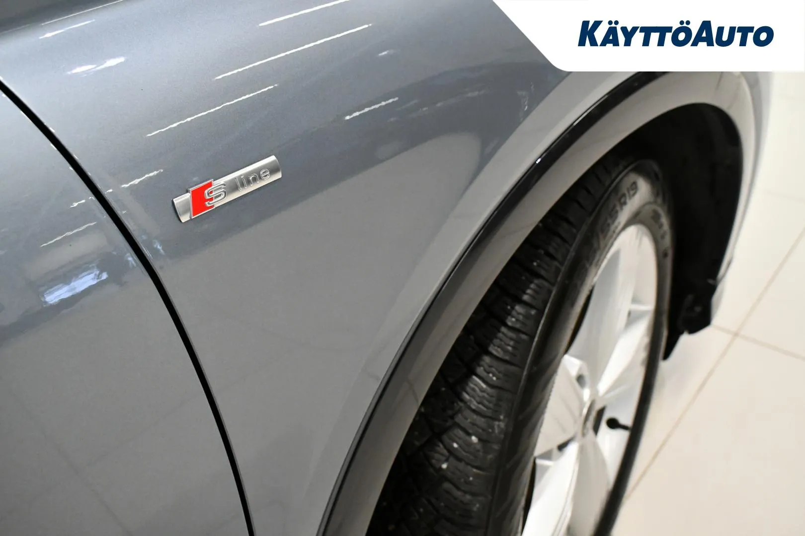 AUDI Q4 e-tron FRM-242 carousel image