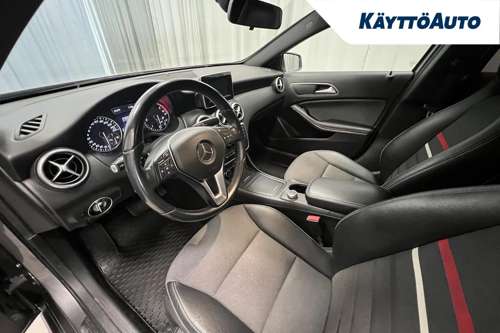 MERCEDES-BENZ A NJS-558 carousel image