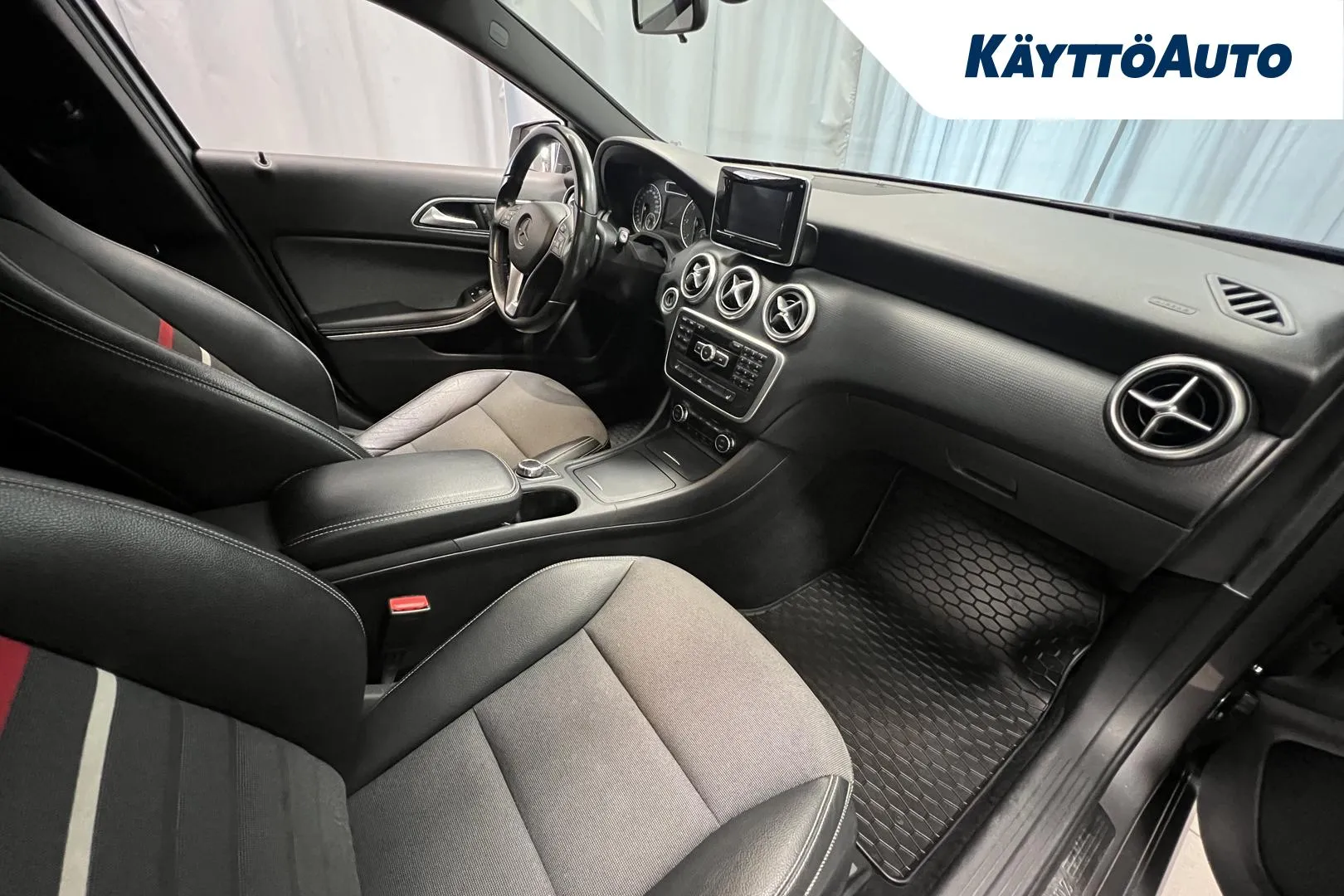 MERCEDES-BENZ A NJS-558 carousel image