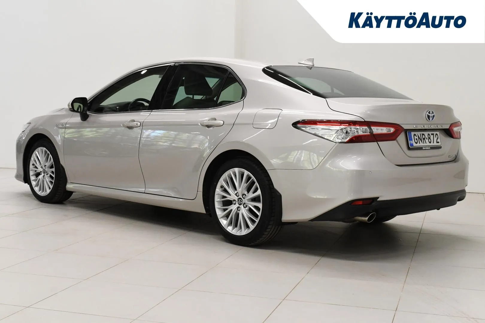 TOYOTA Camry GNR-872 carousel image