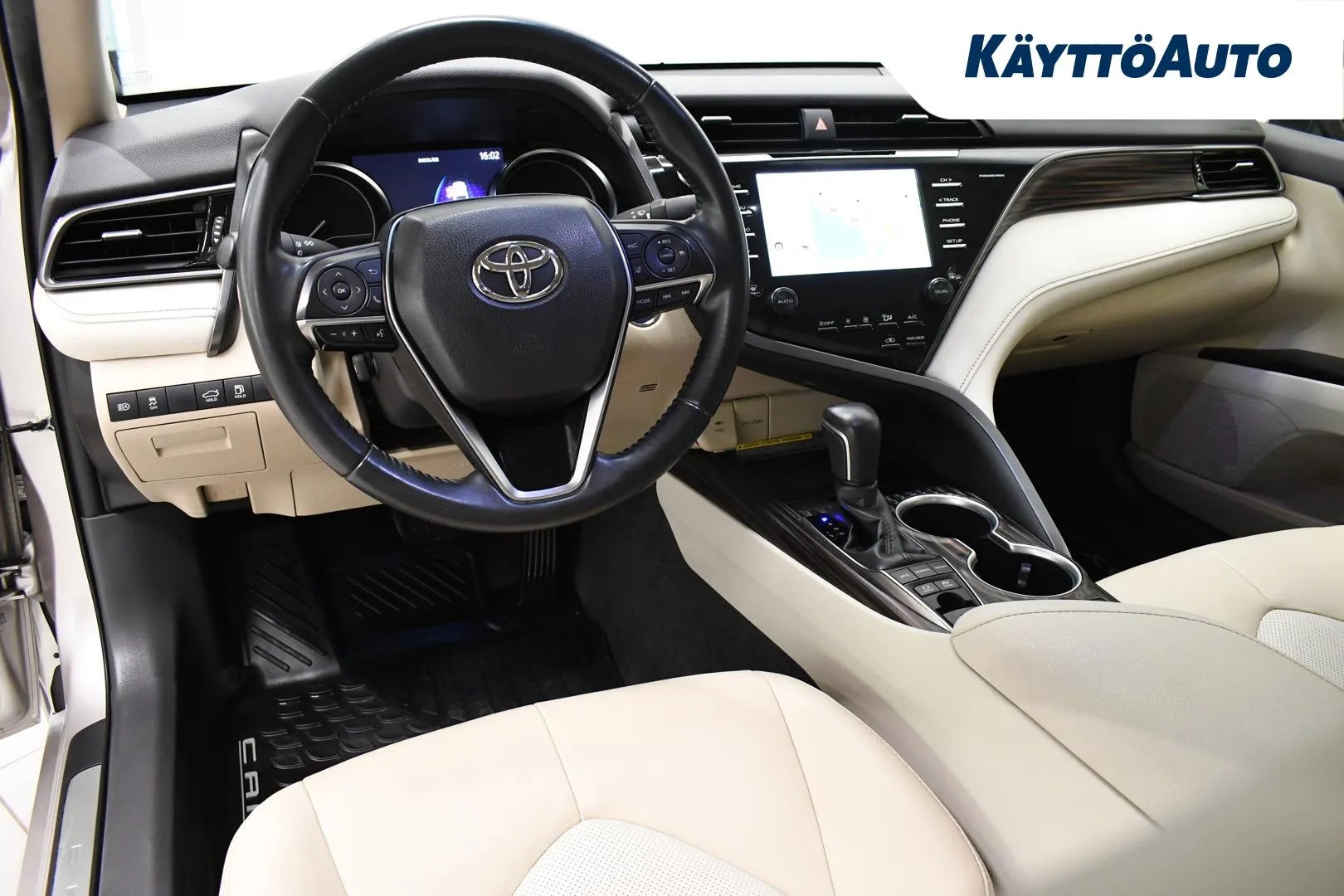 TOYOTA Camry GNR-872 carousel image