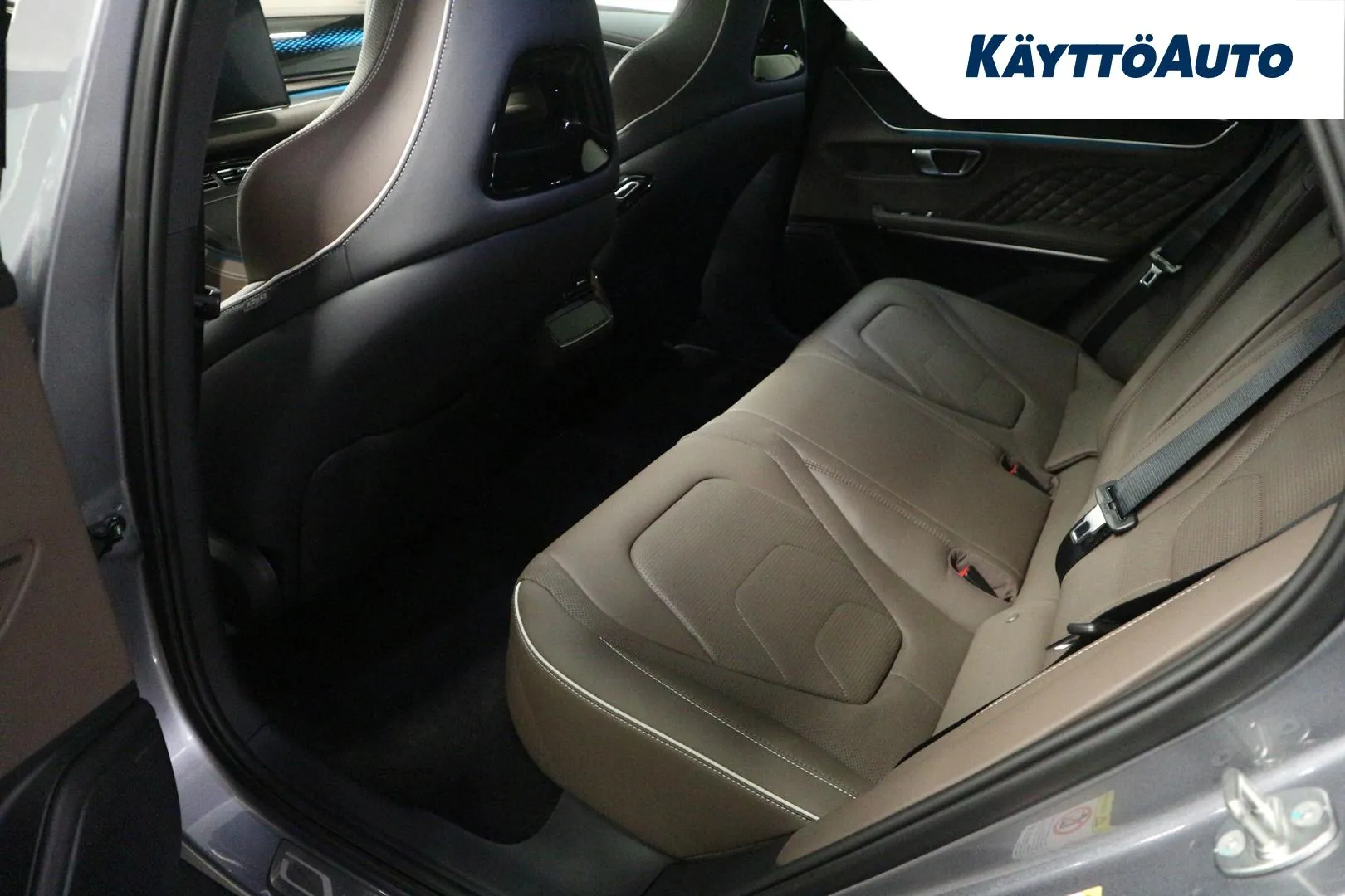 BYD HAN NNC-719 carousel image