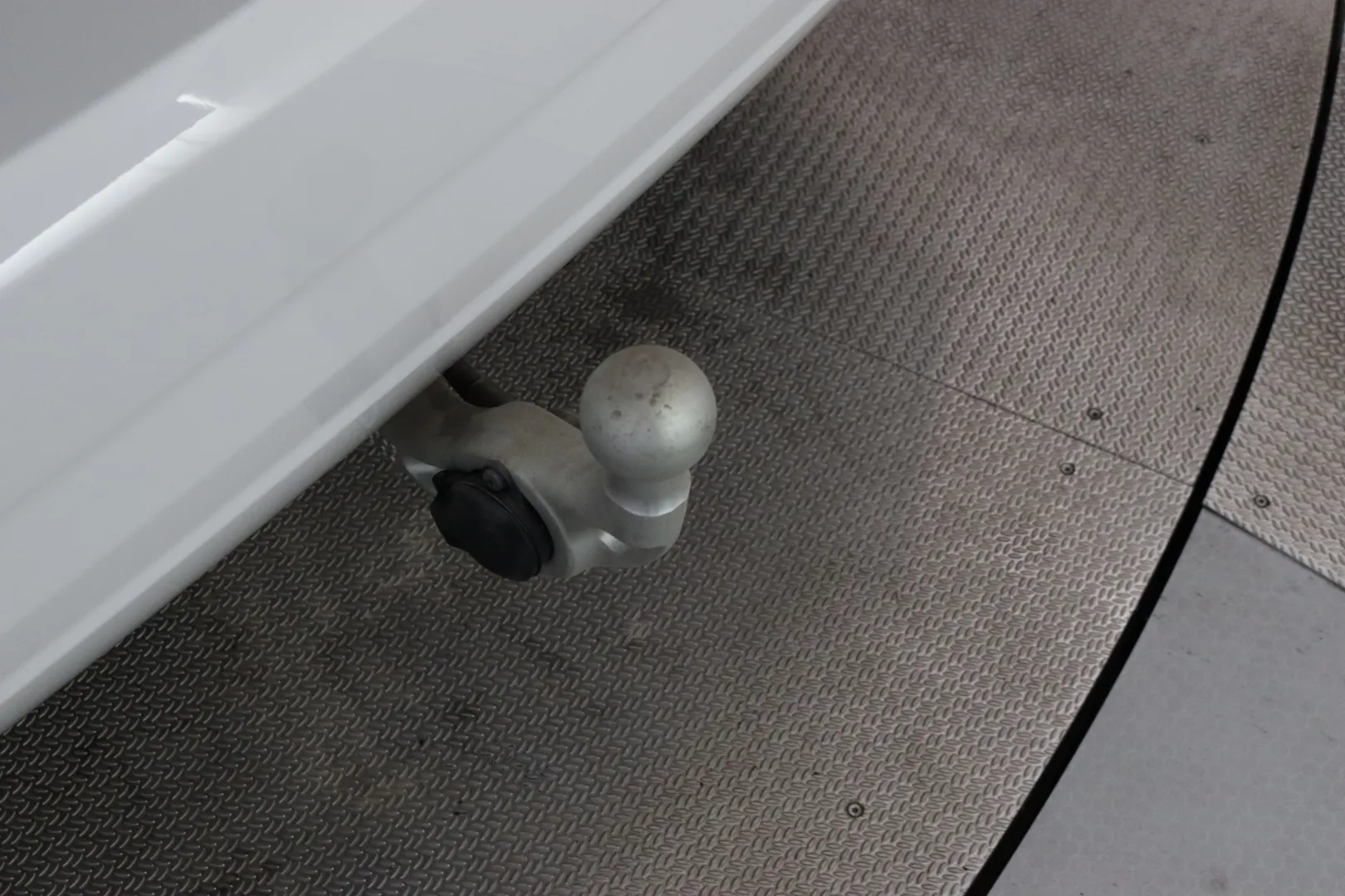 BMW 225 NNL-670 carousel image