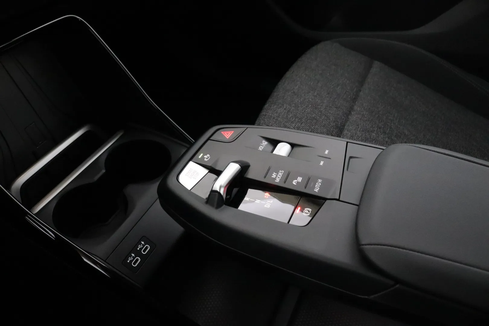 BMW 225 NNL-670 carousel image