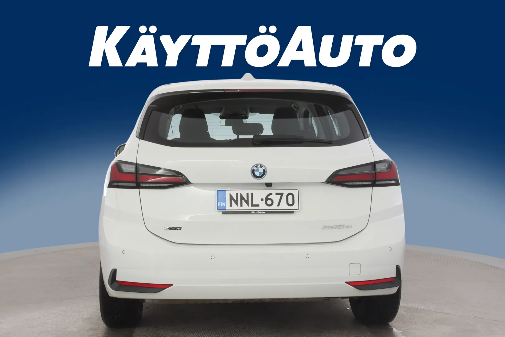 BMW 225 NNL-670 carousel image