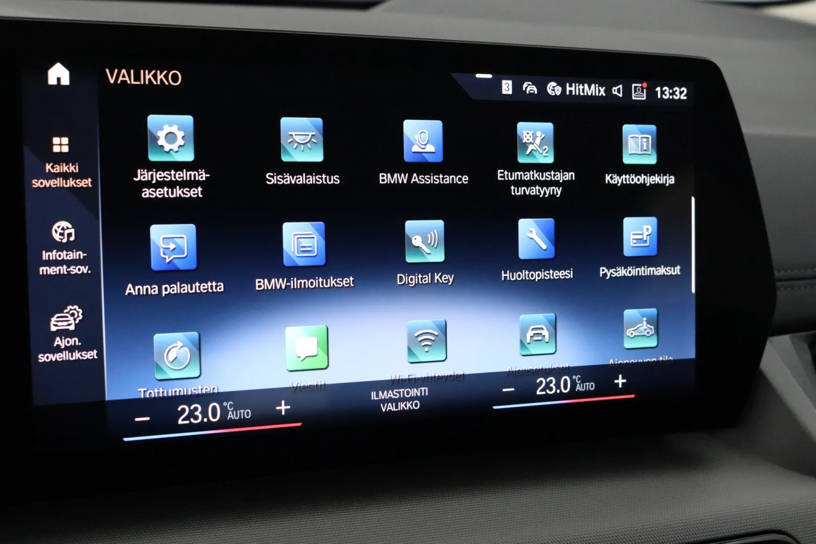 BMW 225 NNL-670 carousel image