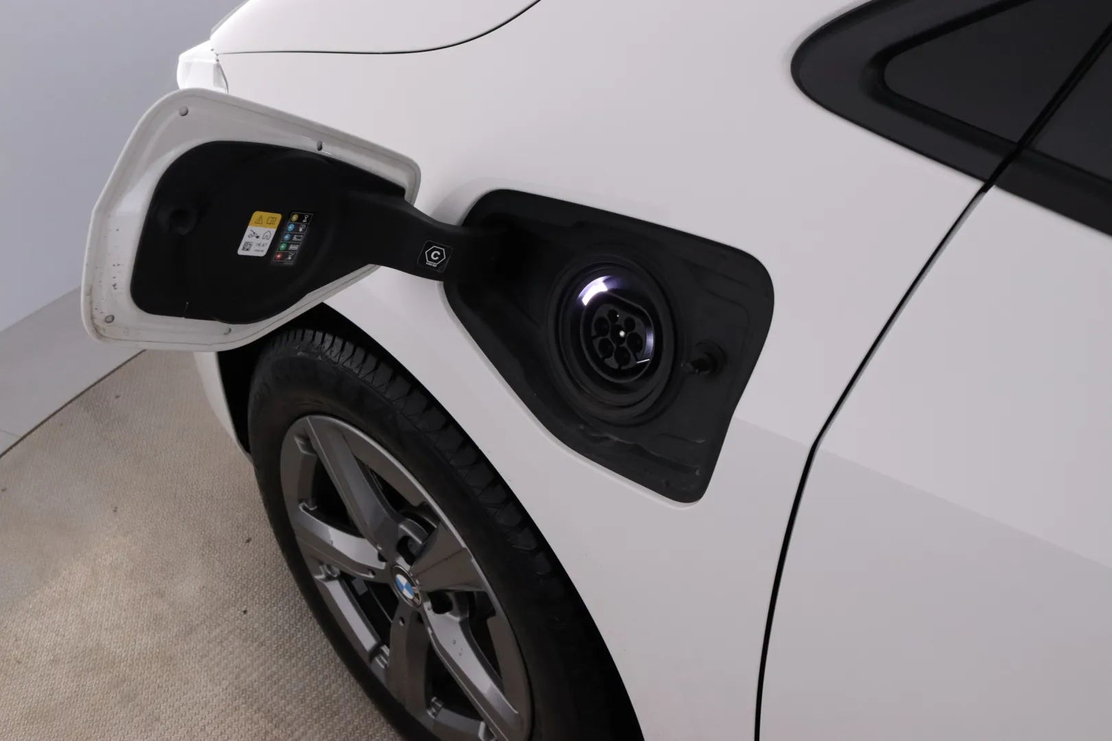 BMW 225 NNL-670 carousel image