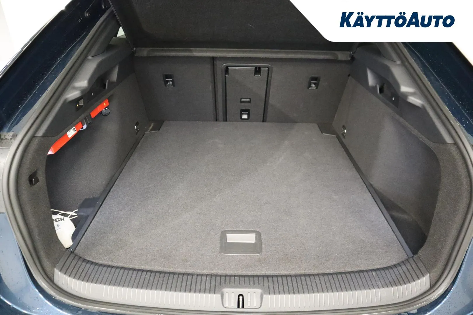 Volkswagen ID.7 XSJ-137 carousel image