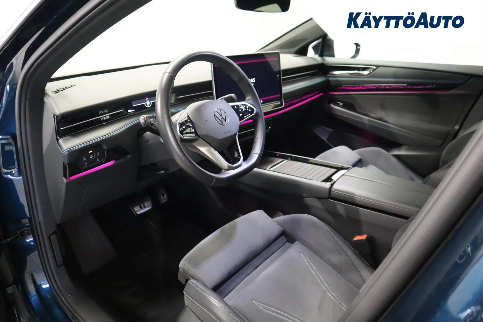 Volkswagen ID.7 XSJ-137 carousel image