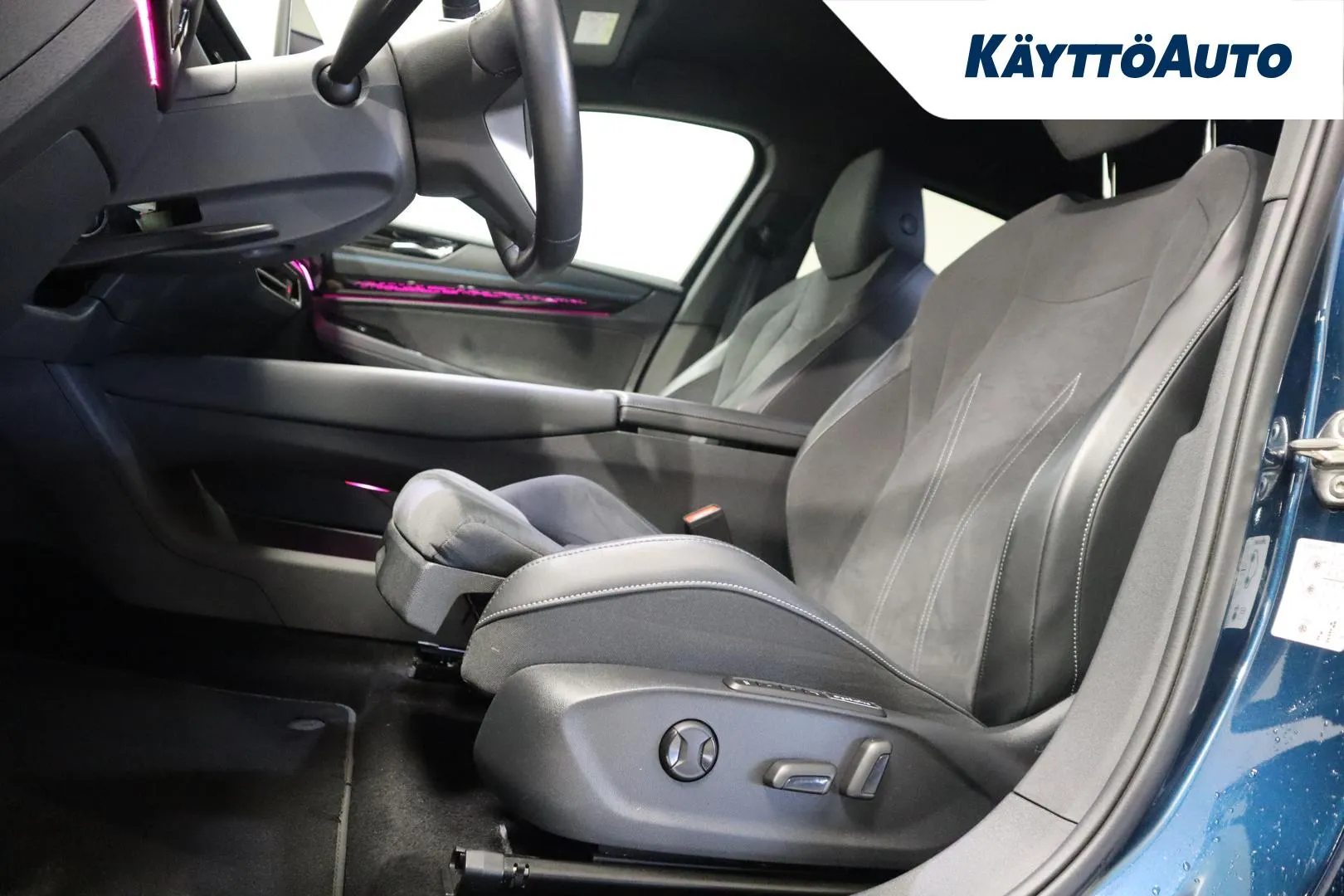 Volkswagen ID.7 XSJ-137 carousel image