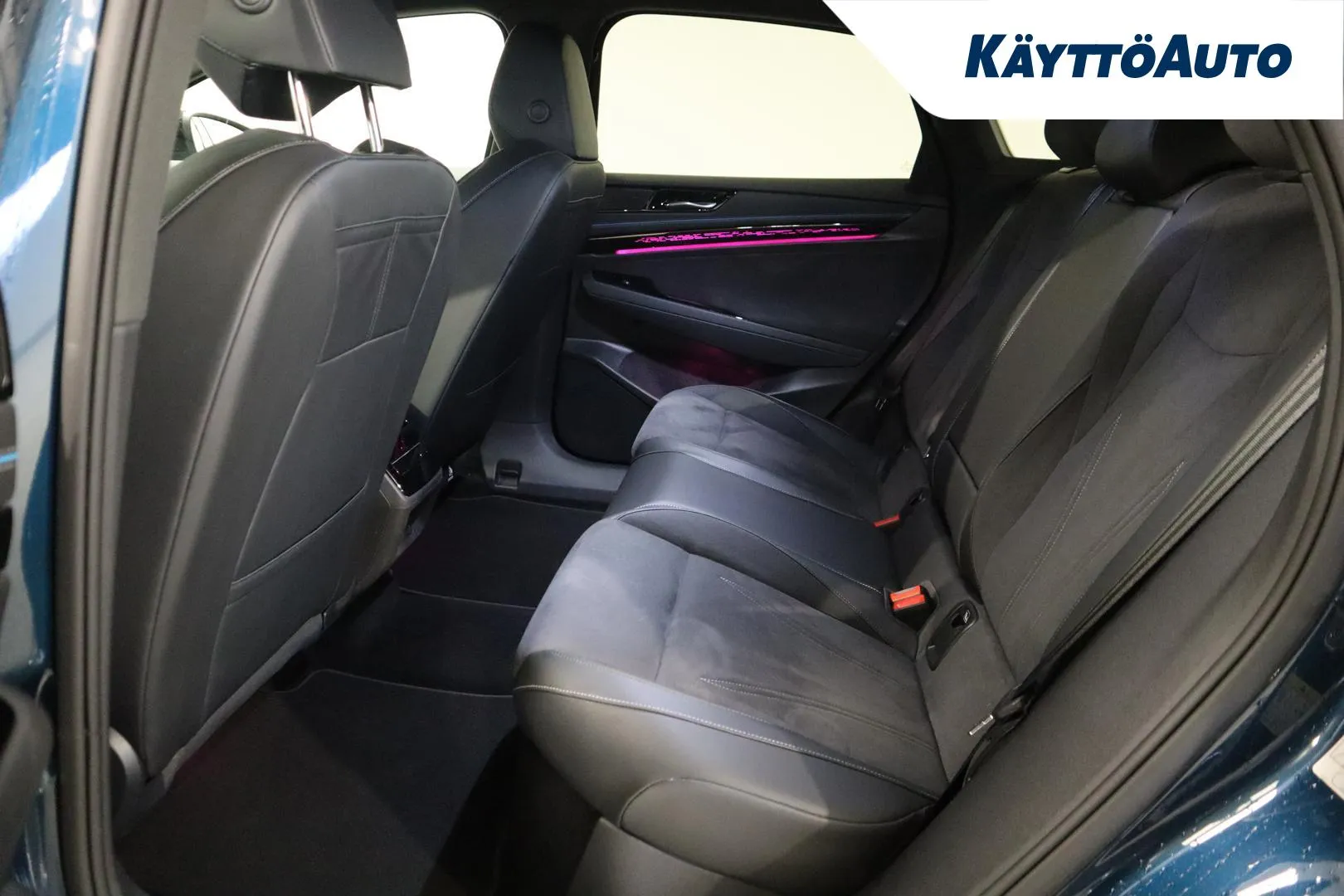 Volkswagen ID.7 XSJ-137 carousel image