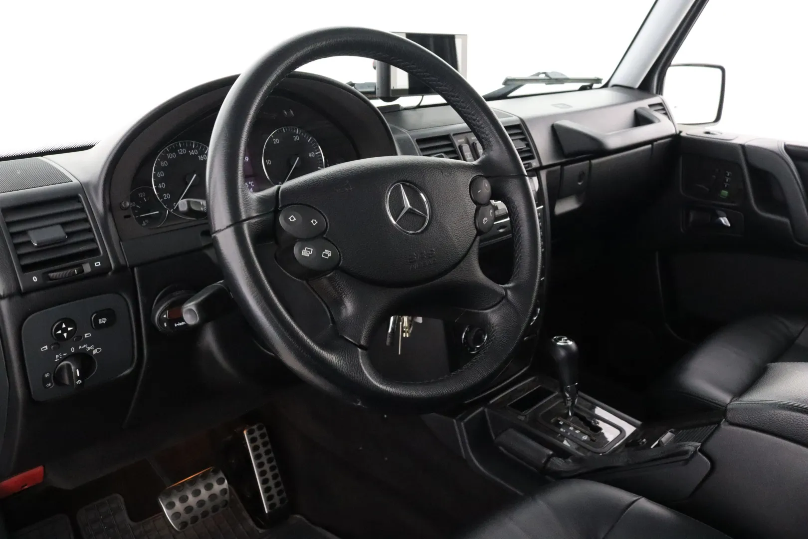MERCEDES-BENZ G NIH-156 carousel image
