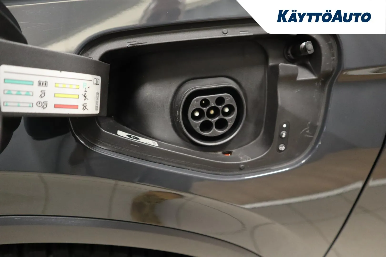 VOLKSWAGEN Tiguan MPO-842 carousel image