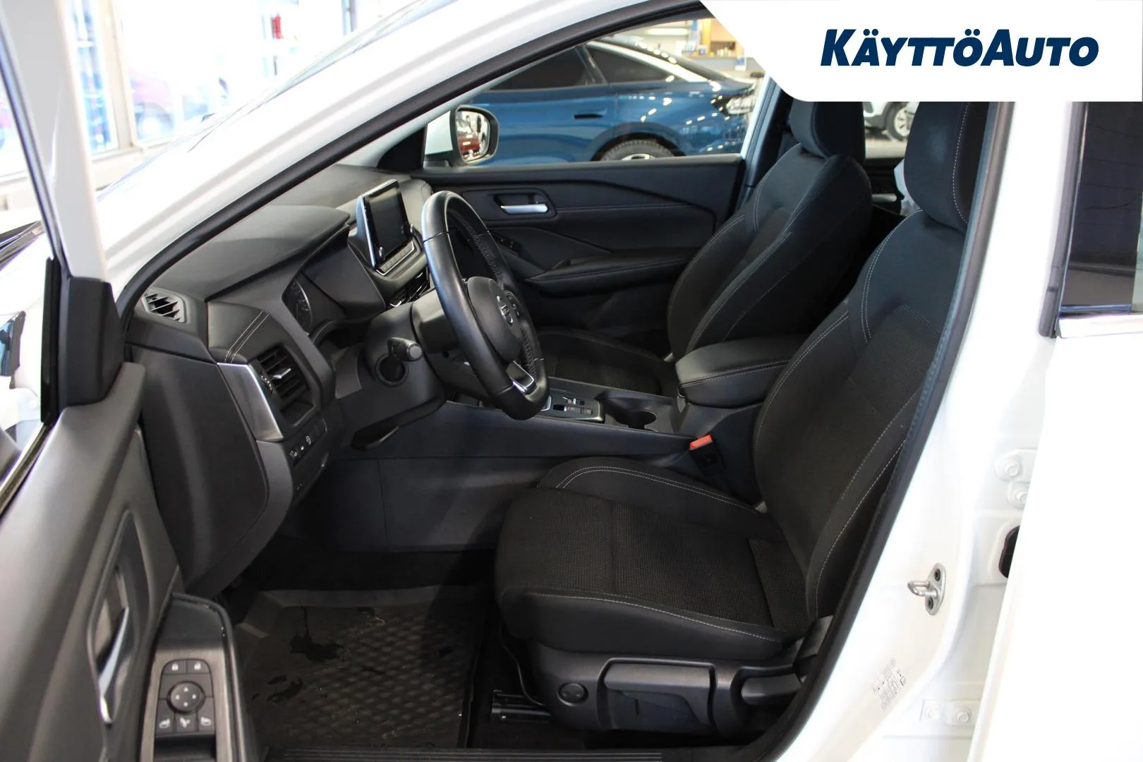 NISSAN Qashqai MOH-523 carousel image