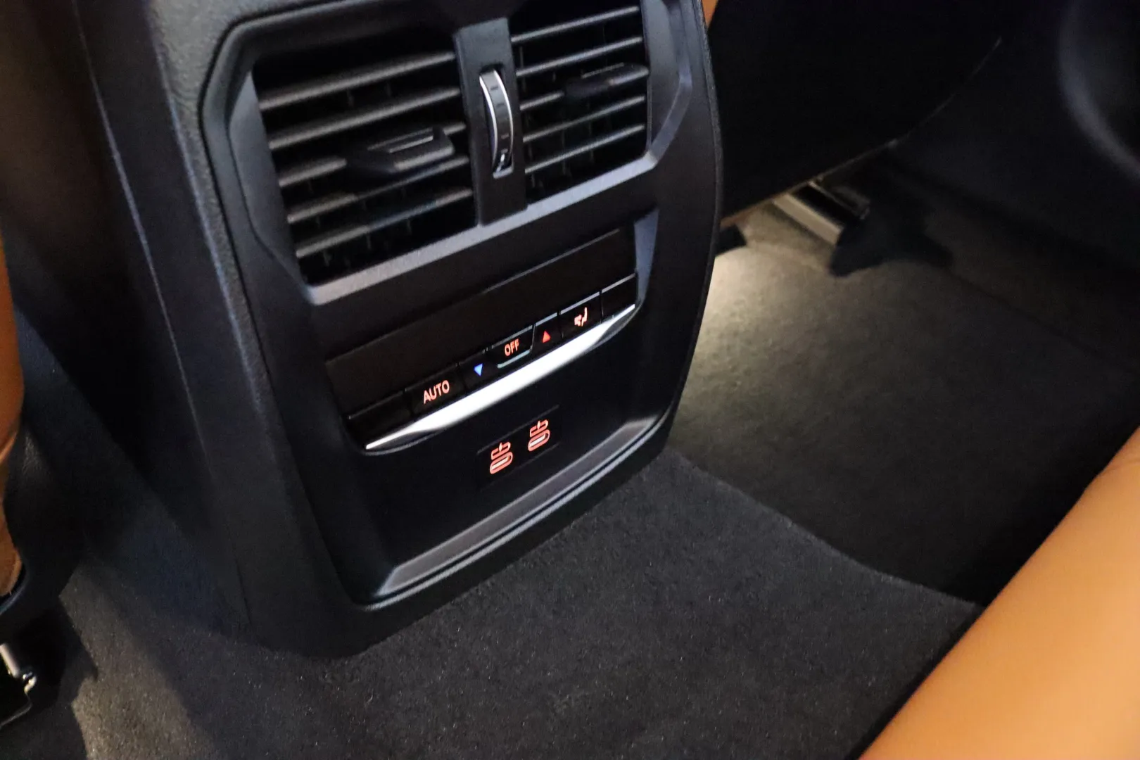 BMW 330 MPS-128 carousel image