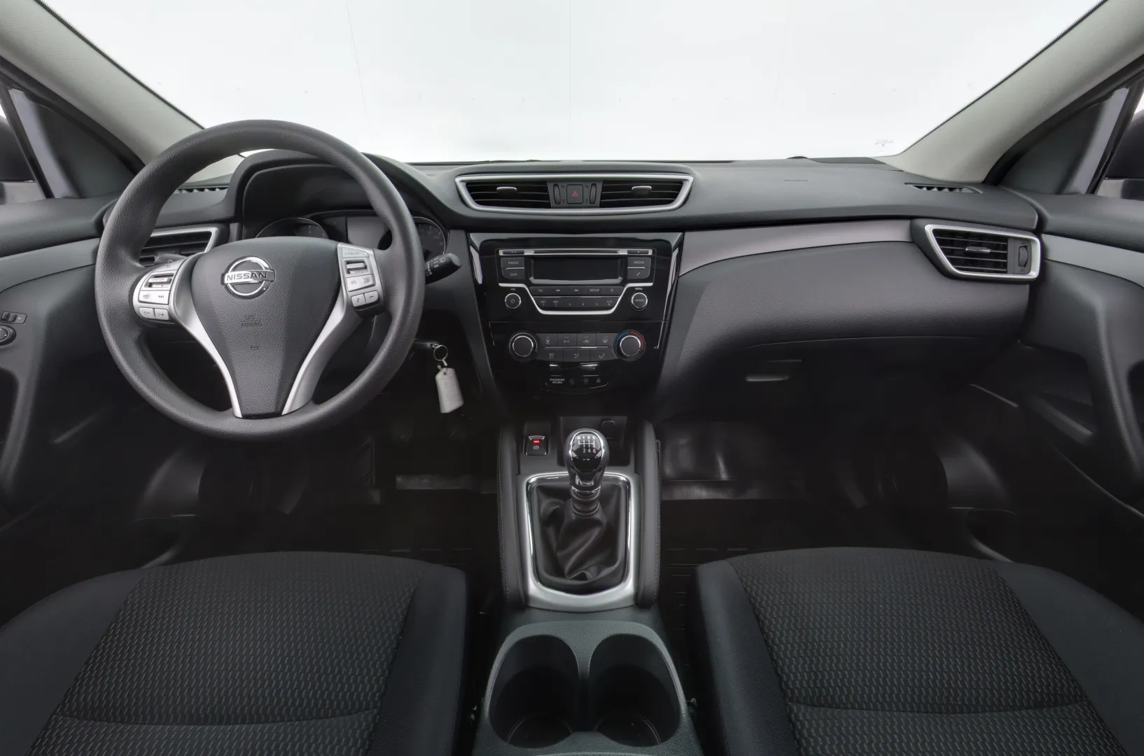 NISSAN Qashqai LNH-477 carousel image