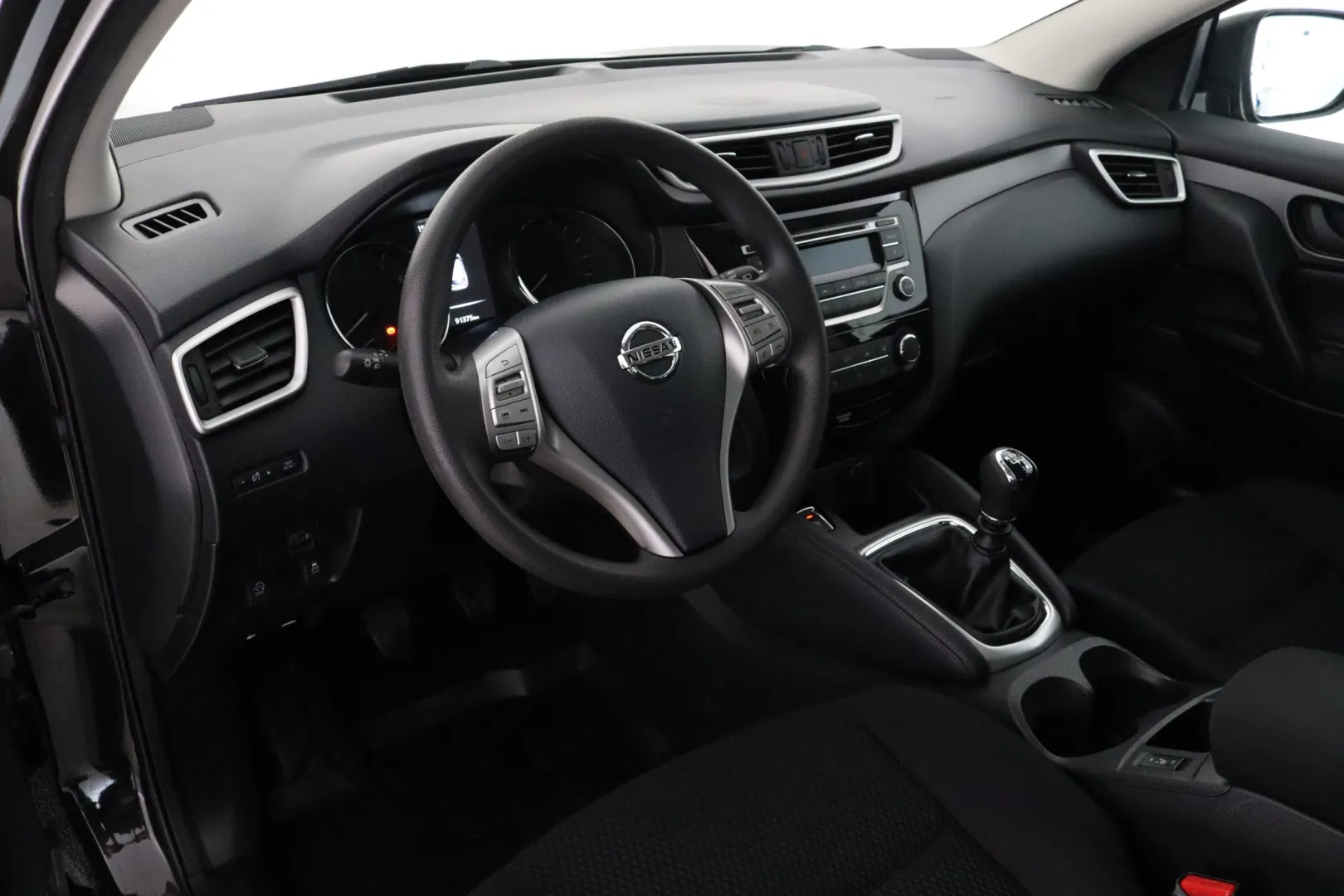 NISSAN Qashqai LNH-477 carousel image