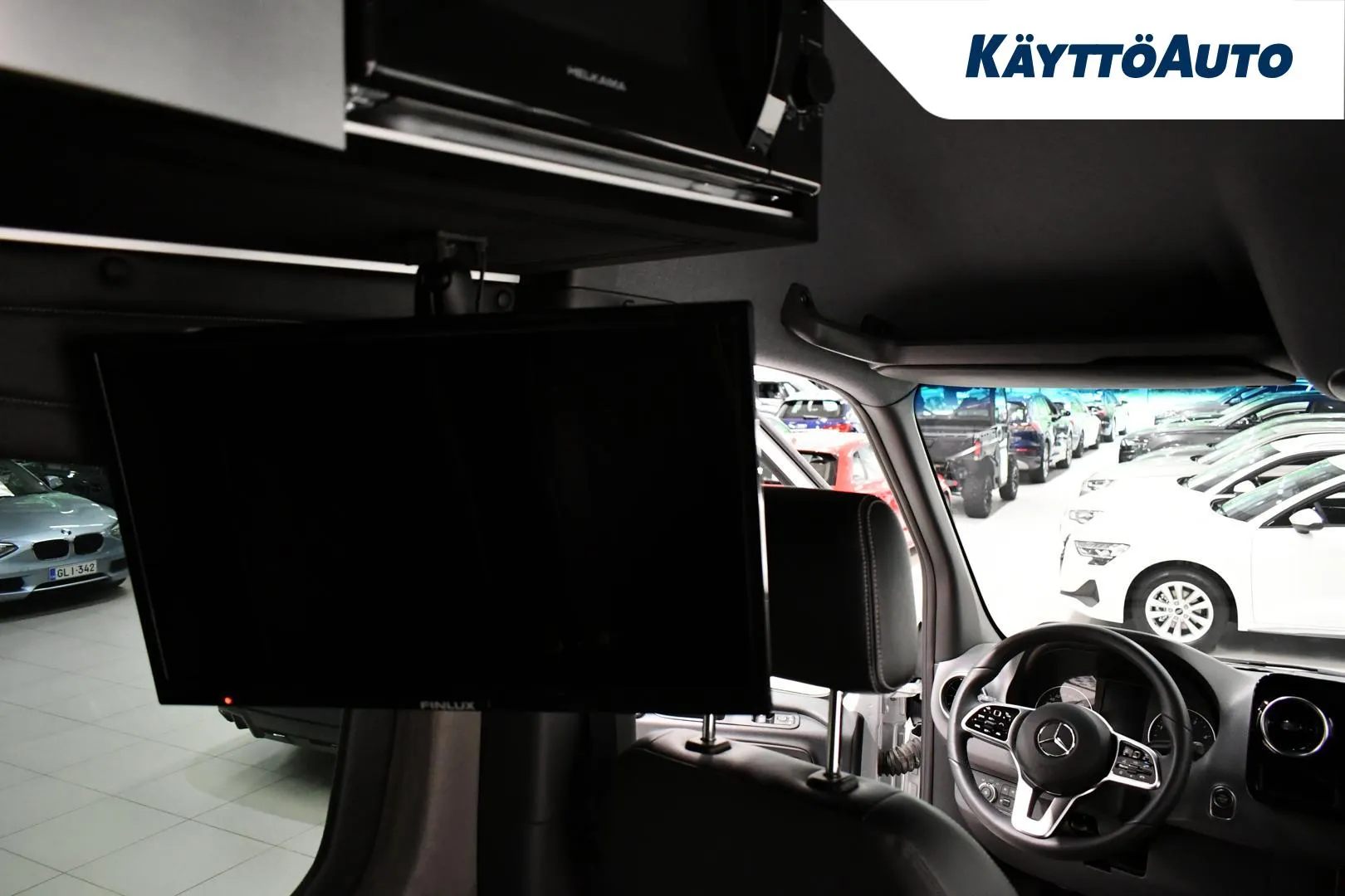 Mercedes-Benz Sprinter YXR-800 carousel image