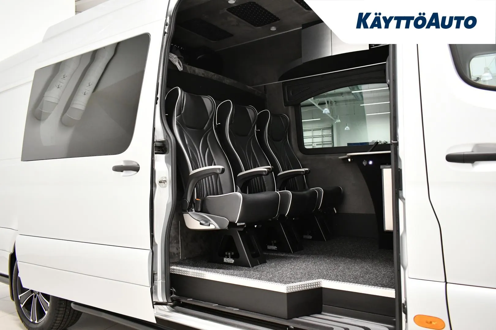 MERCEDES-BENZ Sprinter YXR-800 carousel image