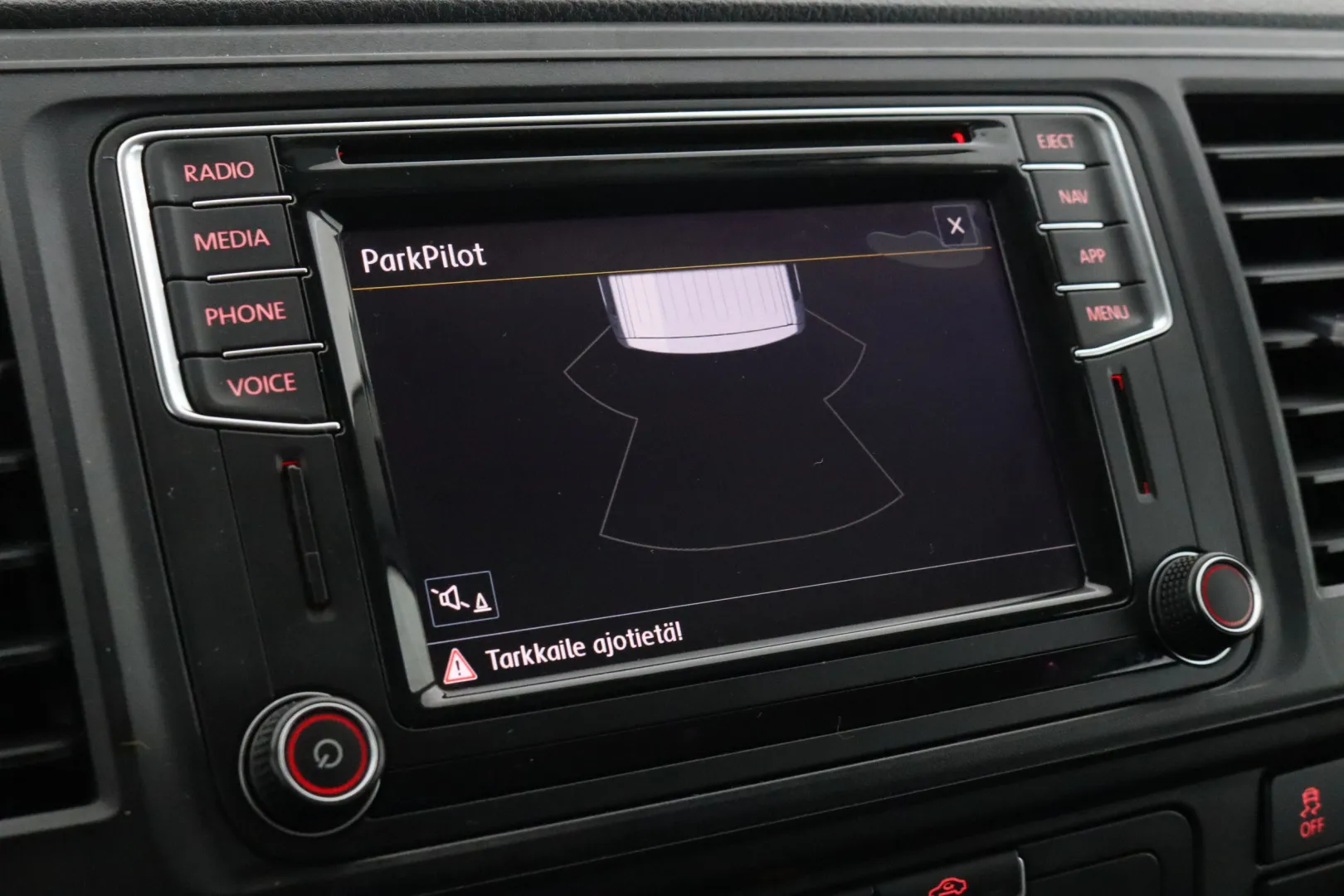 VOLKSWAGEN Transporter GNA-691 carousel image