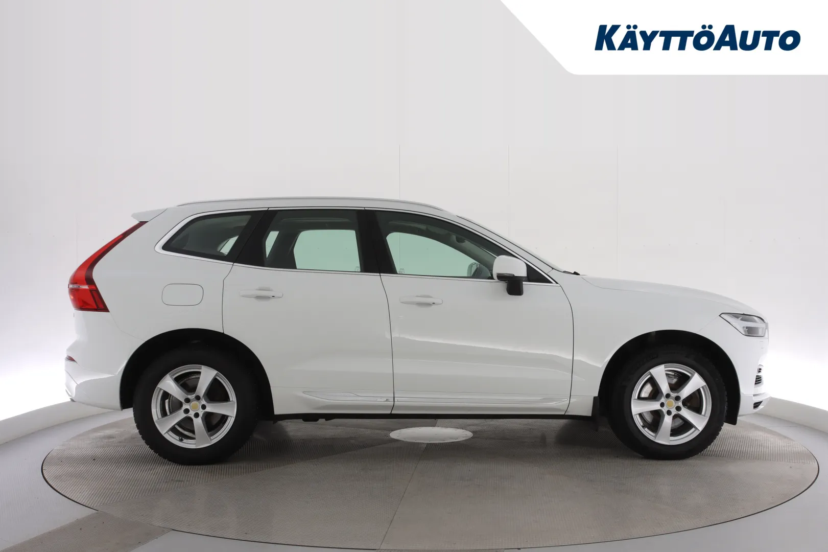 VOLVO XC60 CNO-563 carousel image