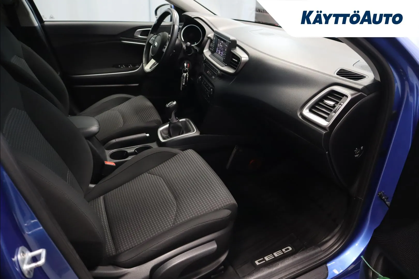 KIA Ceed RTX-518 carousel image
