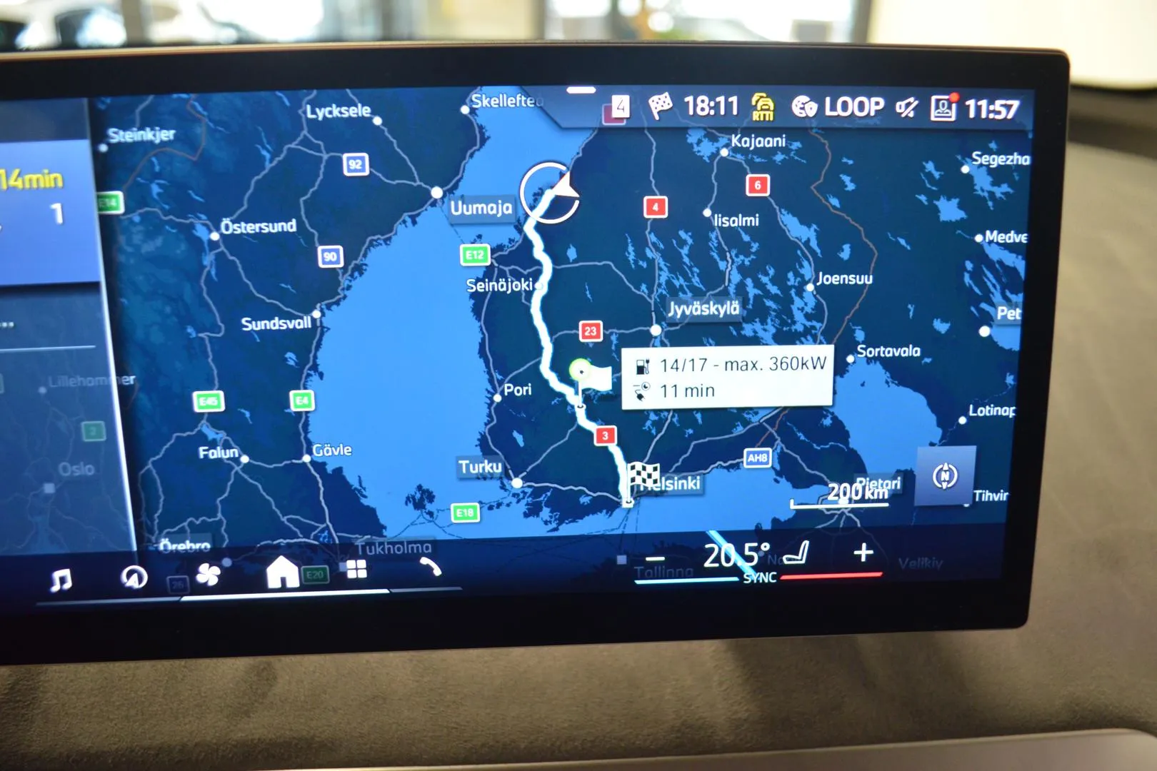 BMW iX RVT-614 carousel image