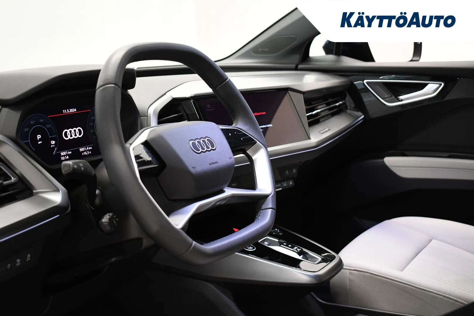 AUDI Q4 e-tron EUP-728 carousel image