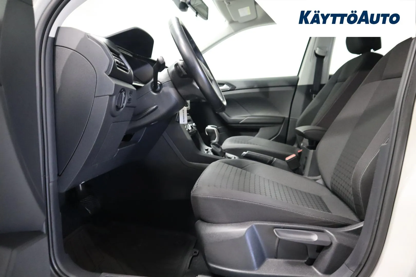 Volkswagen T-Cross XPP-862 carousel image