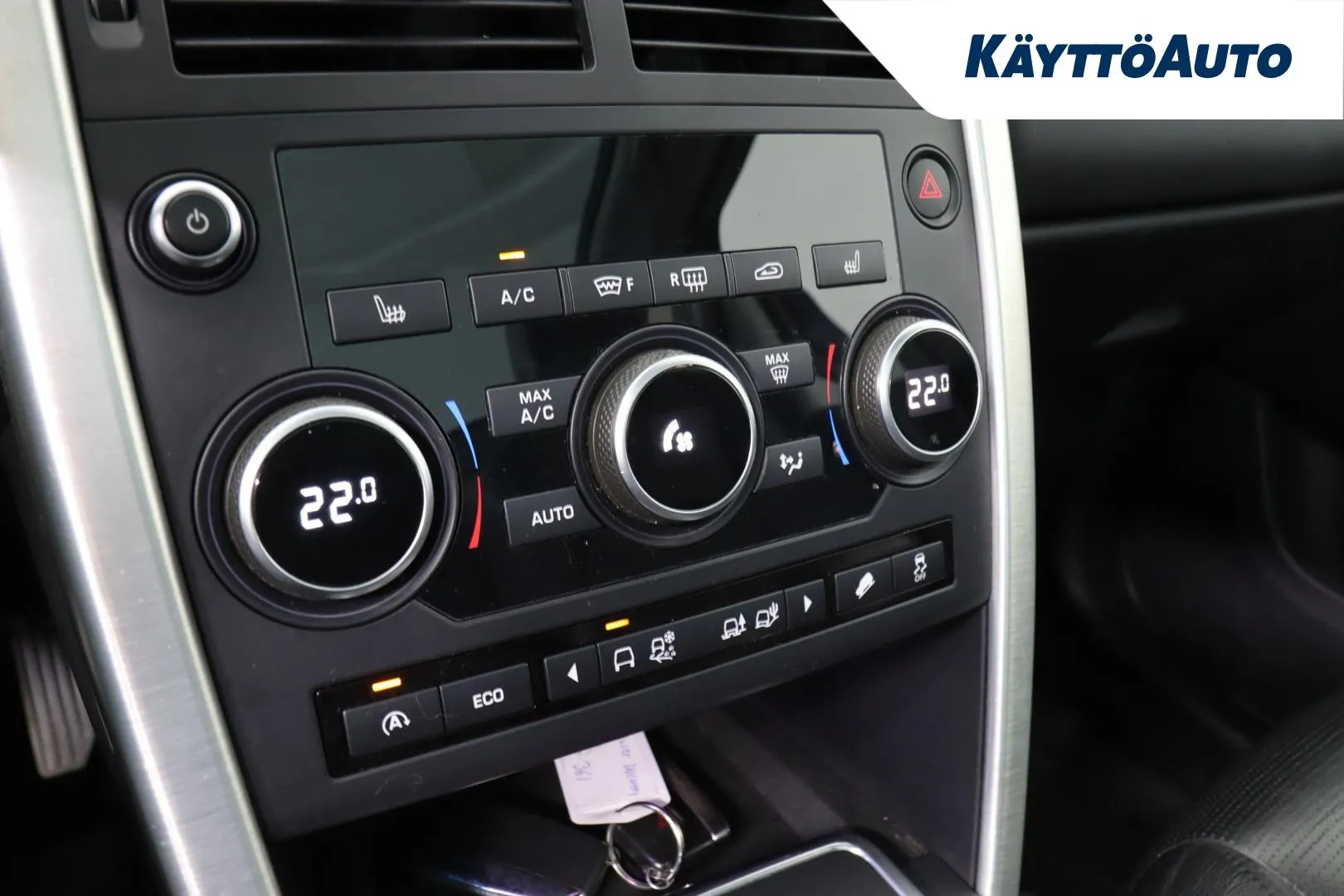 LAND ROVER Discovery Sport SZM-361 carousel image