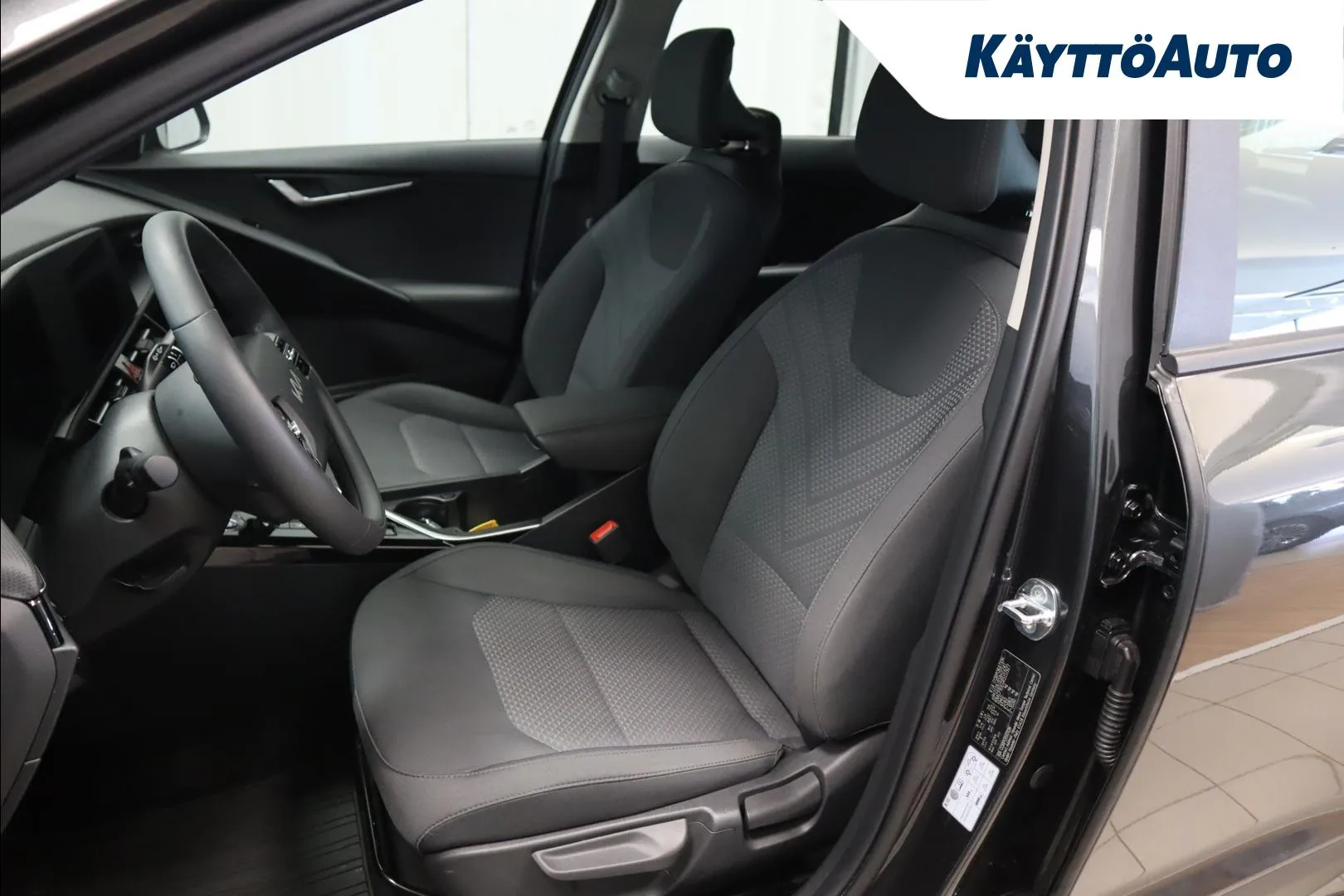 KIA Niro NNS-579 carousel image