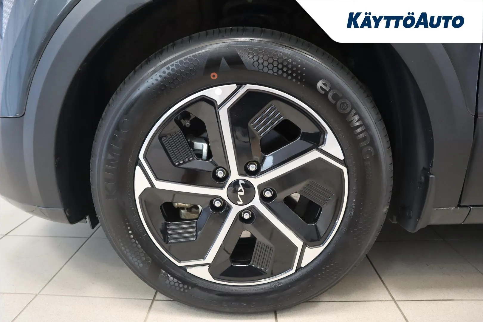 KIA Niro NNS-579 carousel image