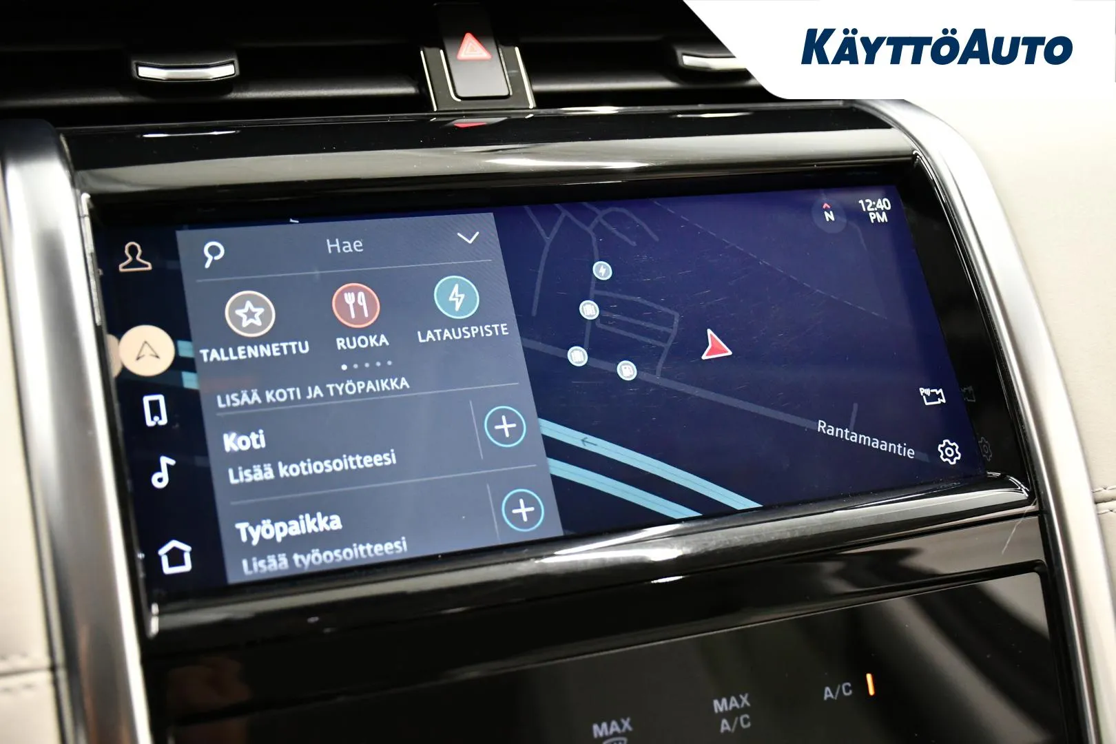 LAND ROVER Discovery Sport FPY-440 carousel image