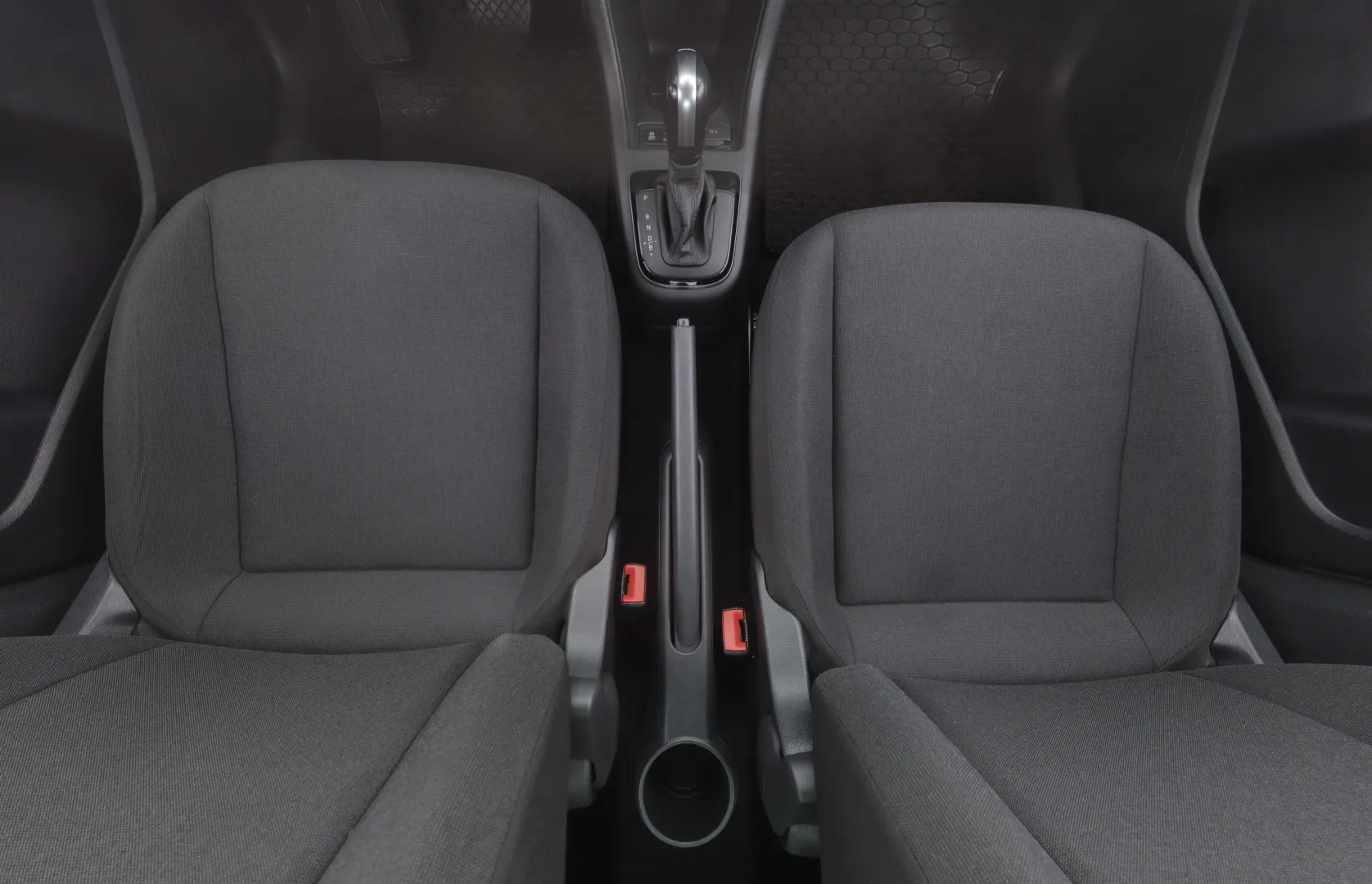 VOLKSWAGEN up! NMJ-171 carousel image